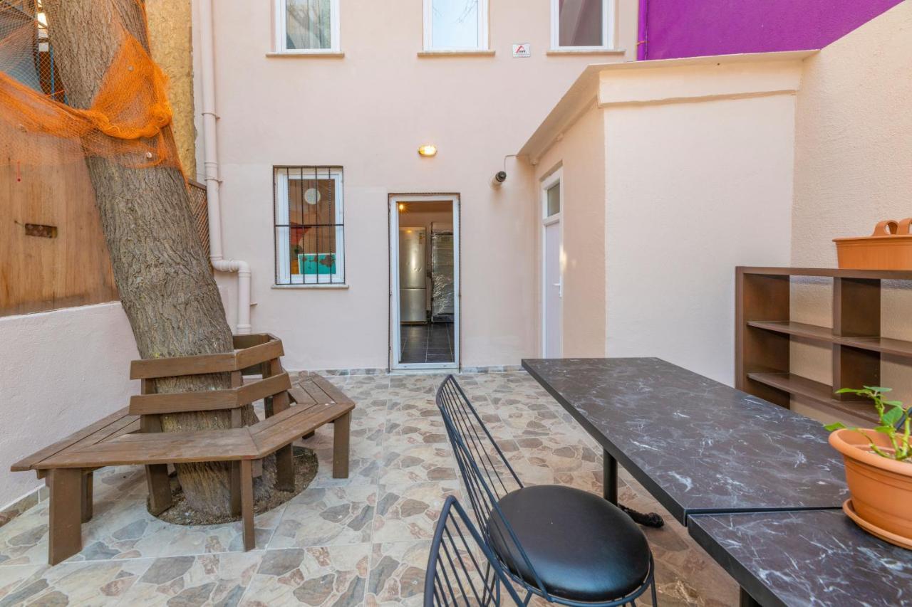 Taksim Wooden House Hostel Istanbul Luaran gambar