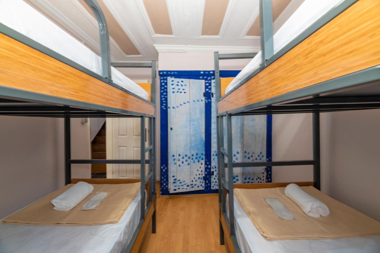 Taksim Wooden House Hostel Istanbul Luaran gambar