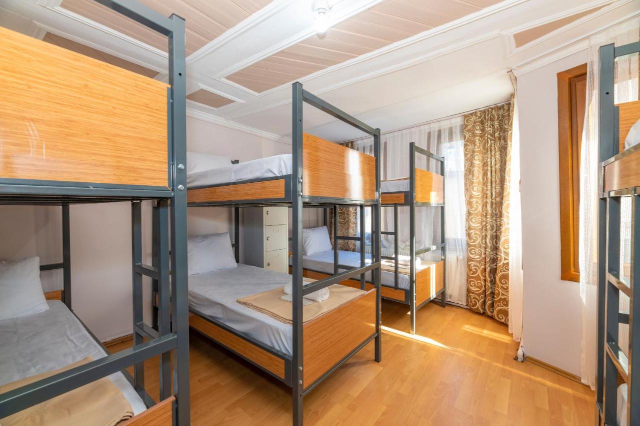 Taksim Wooden House Hostel Istanbul Luaran gambar
