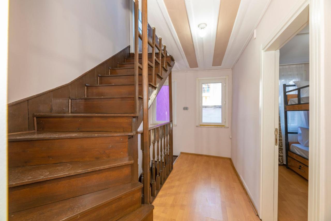 Taksim Wooden House Hostel Istanbul Luaran gambar